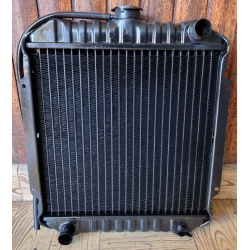 Radiador Para Datsun 1200 1970-1976 / Nissan Sunny Truck B120 1975-1989