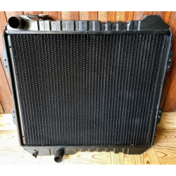 Radiador de Água Para Toyota Hilux LN85/ LN90/ LN105/ LN108/ LN110 1988-