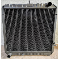 Radiador de Água Para Carrinha Toyota Dyna BU61/ BU62/ BU66/ BU81/ BU82/ BU84/ BU87 | 1984-1995