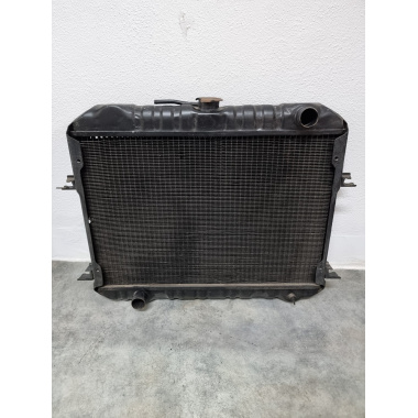 Radiador Nissan Cabstar F22 / Datsun Urvan