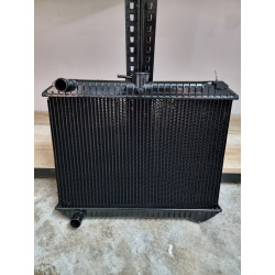 Radiador Nissan Vanette II 2.3 (Motor LD-20)