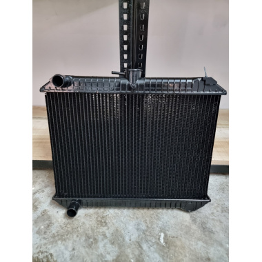 Radiador Nissan Vanette II 2.3 (Motor LD-20)