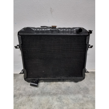 Radiador Nissan Cabstar F22 2.5D 87- | COBRE